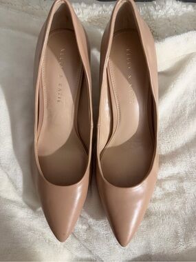 Kelly & Katie Nude Pointed Toe Pumps